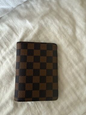 Daisy Rose Passport Holder